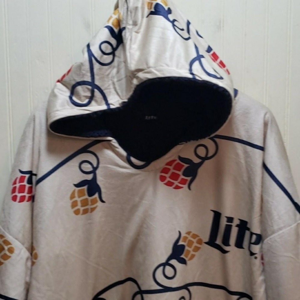 Lite Hoodie Mens One Size Beige Sherpa Lined Fleece Oversized Beer Graphic‎
